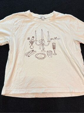 Francesca's Collections Cream Tee with Brown Tableware Illustration
